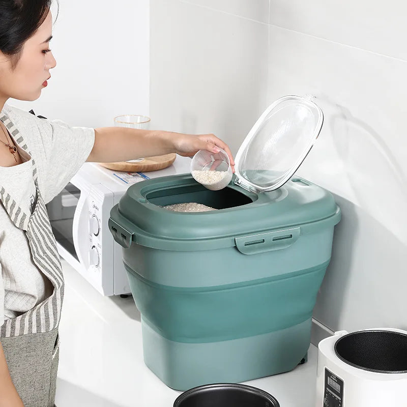 FoldAway Rolling Pet Food Storage Bin — image 2