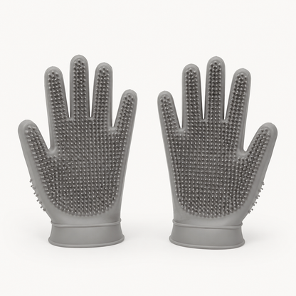 Pair of silicone pet bathing gloves