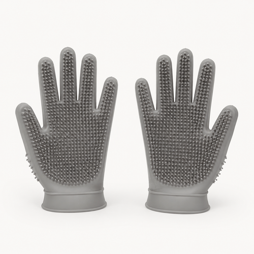 Pair of silicone pet bathing gloves
